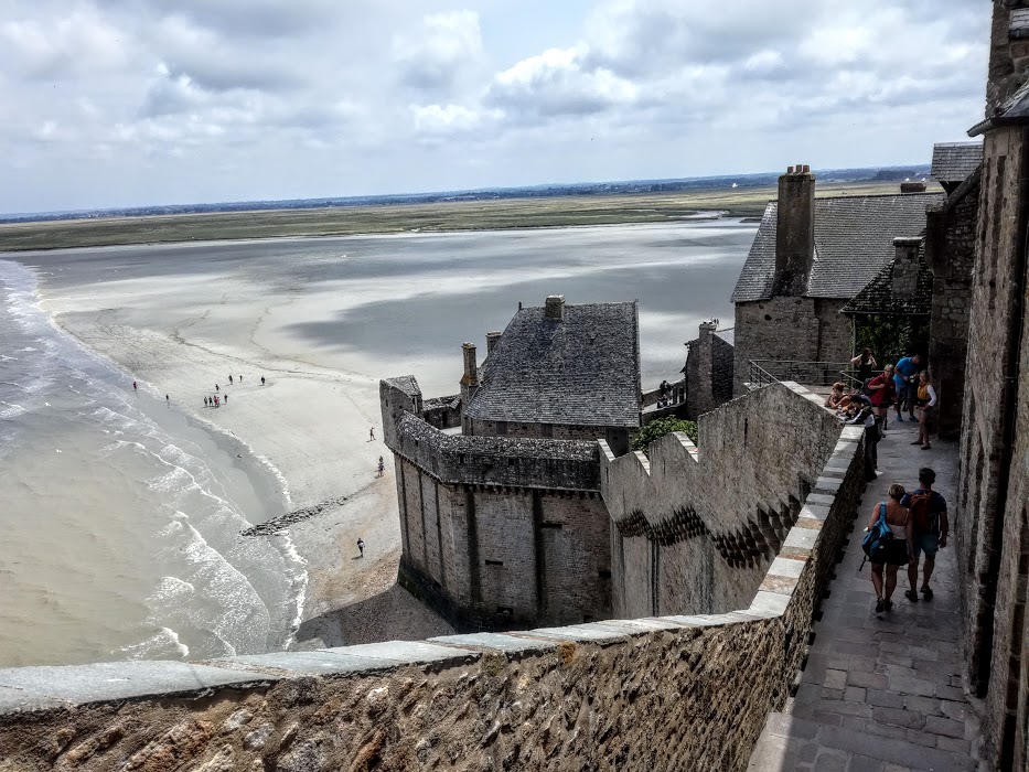 Le Mont-Saint-Michel, côté citadelle inexpugnable (Photo FC)