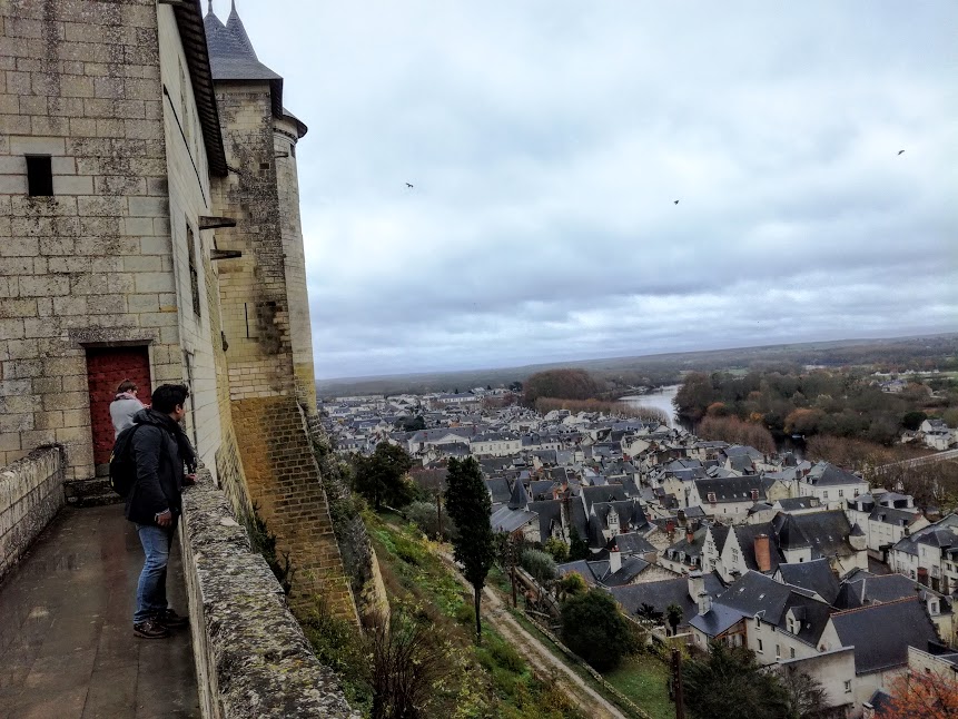 From the sentry walk on the ramparts, you can get exceptional views of the surrounding countryside and the Vienne river valley (Photo FC)