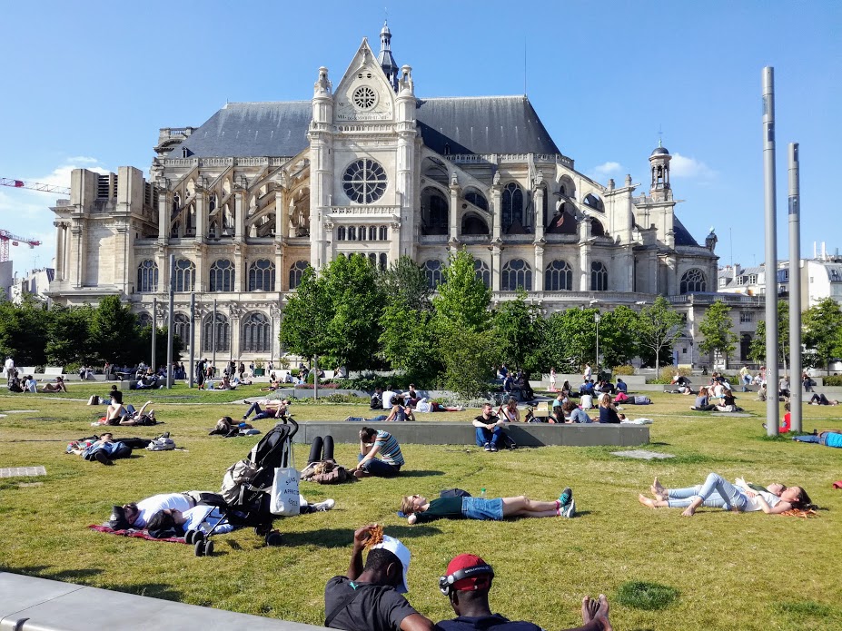 L'église Saint-Eustache, rive droite, dans le quartier des Halles, a le prestige et la dimension d'un cathédrale. Elle fut choisie pour célébrer les fêtes de Pâques en lieu et place de Notre-Dame (Photo FC)