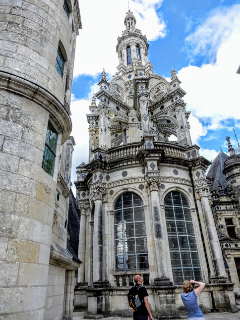 The lantern of the double-spiral staircase leading to all floors and terraces. It is topped by a fleur-de-lis (Photo FC)