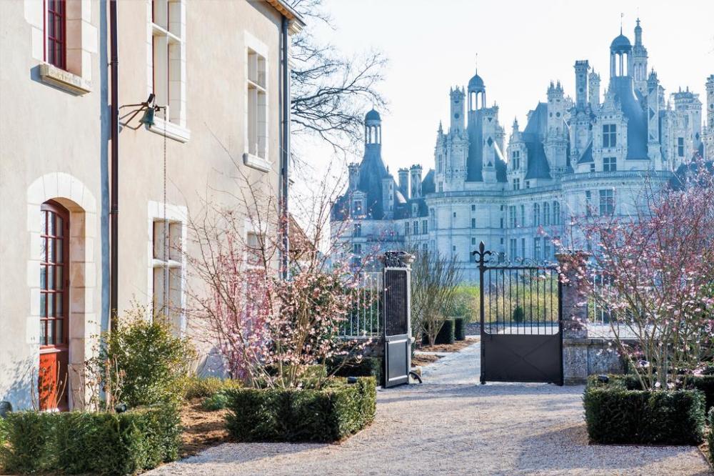 Boasting a garden, Relais de Chambord is a hotel situated in Chambord, a 4-minute walk from Château de Chambord. This 4-star hotel was designed by Jean-Michel Wilmotte