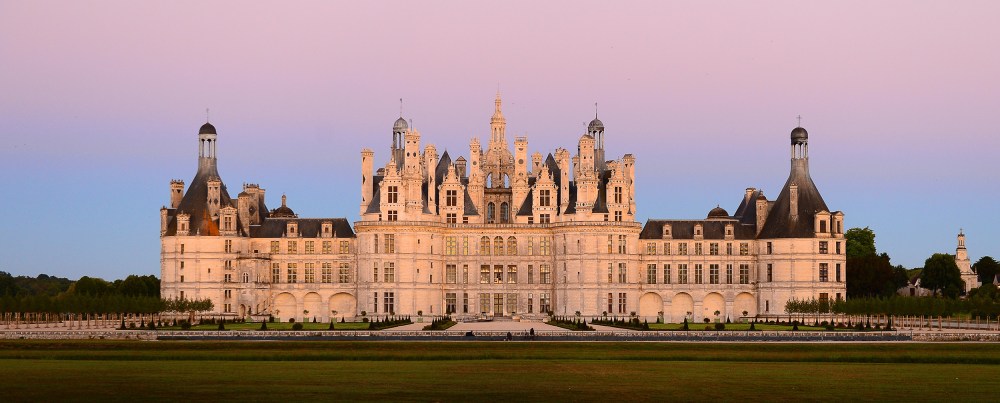 The most sumptuous of the Loire châteaux. Four enormous towers flank the grandiose symmetrical façade. Chambord has been on the UNESCO World Heritage list since 1981 and owned by the French government since 1932 © Léonard de Serres