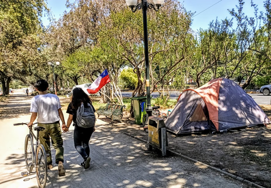 Sur La Alameda, Parque Bustamante, couple d'amoureux (Photo FC)