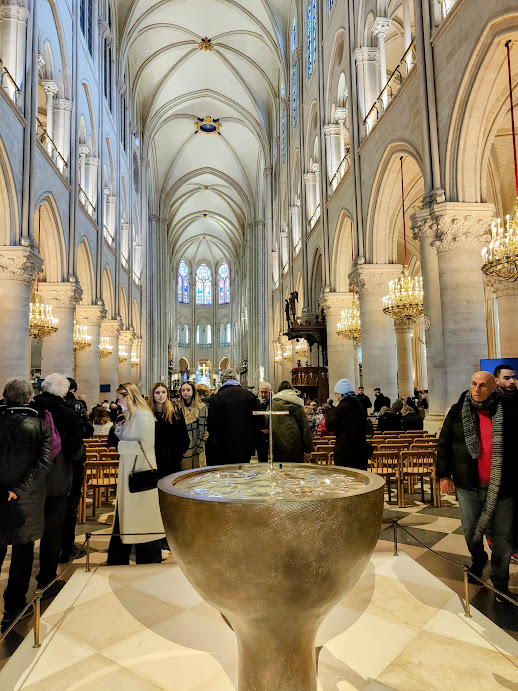 Notre-Dame de Paris le baptistère 