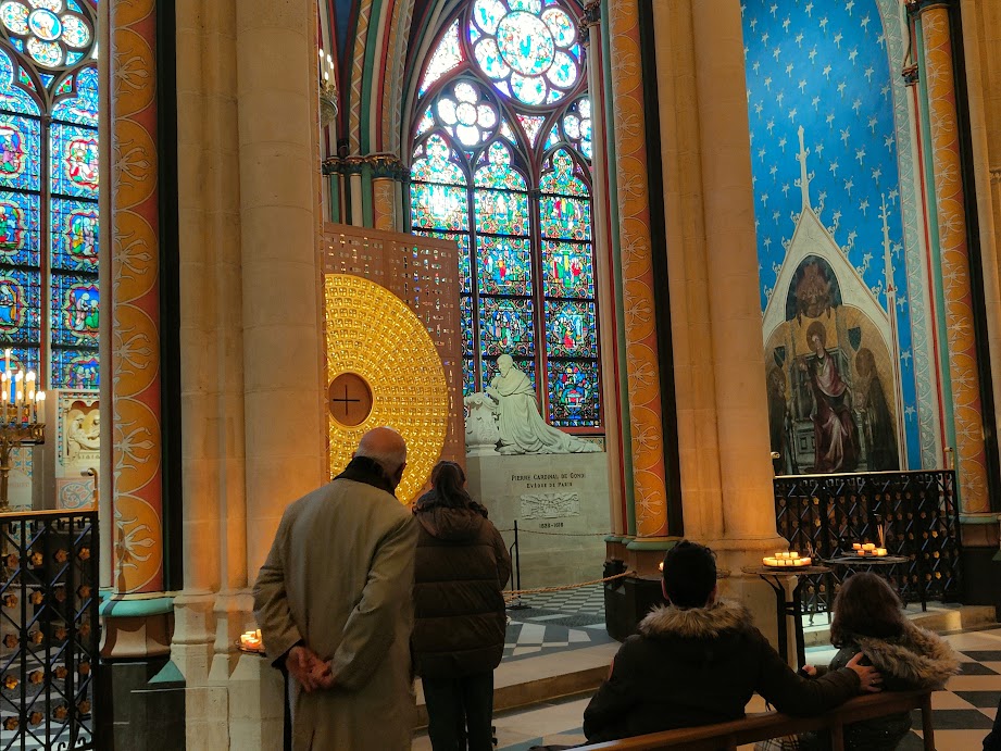 Notre-Dame de Paris chapelle axiale Couronne d'Epines